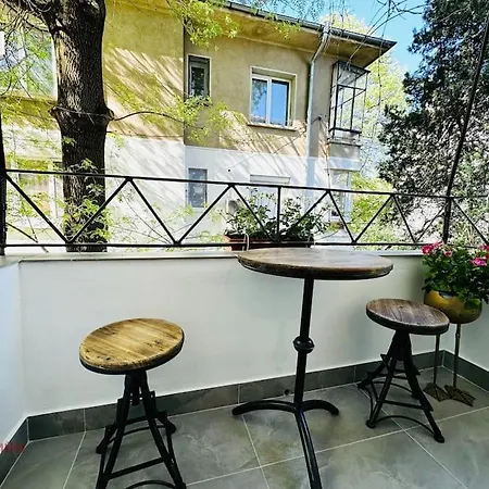 2 Bdr Park Center Lozenets Comfort Hadjis Apartamento Sofía