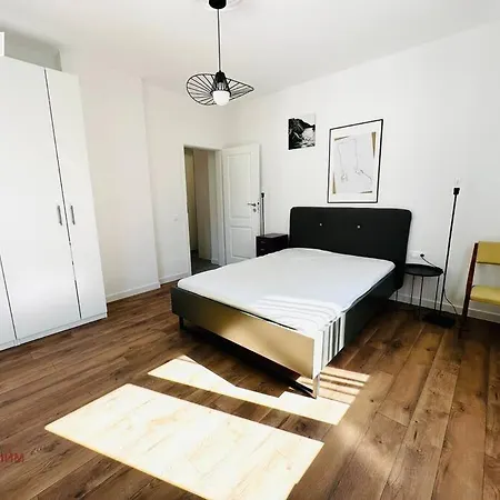 2 Bdr Park Center Lozenets Comfort Hadjis Daire Sofya